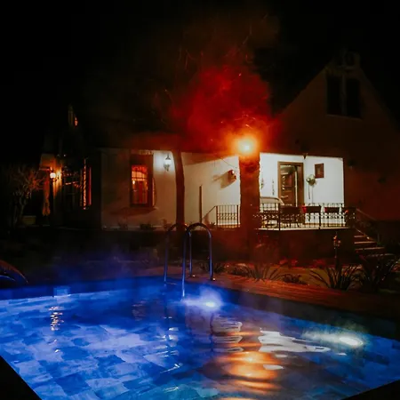 Base Kirkpinar Detached With Pool Sapanca