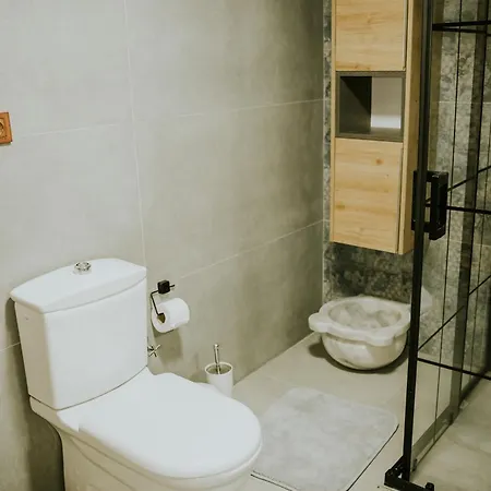 Base Kirkpinar Detached With Pool