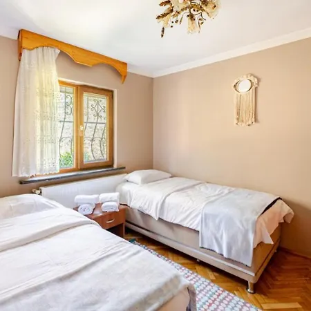 Base Kirkpinar Detached With Pool