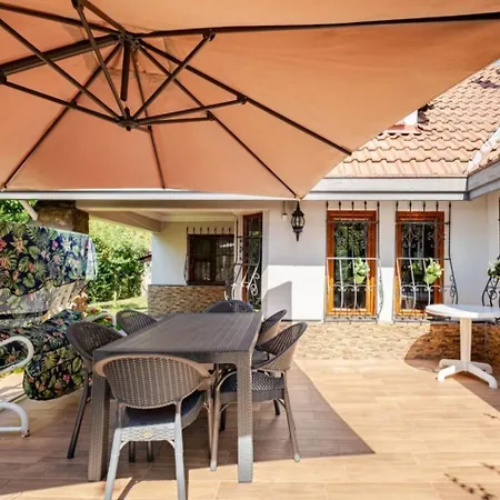 Base Kirkpinar Detached With Pool *